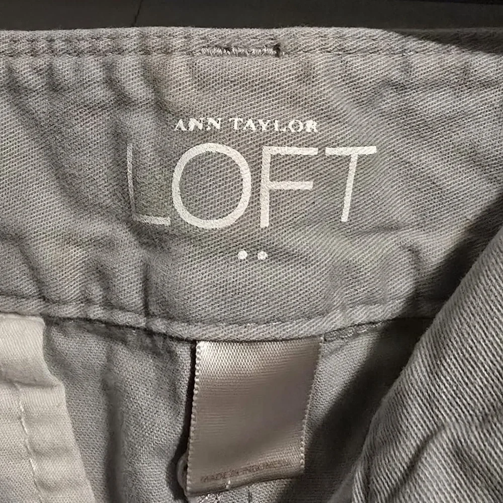 Ann Taylor Gray Bermuda Shorts Casual Cotton Blend